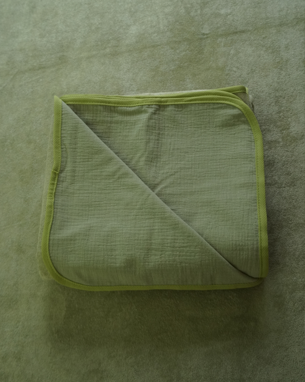 Age & Ability™ Premium Waterproof Care Blanket-Matcha&Sage